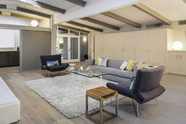 3x2-Staging-Slider-Mid-century-Modern-Living-Room-Style.jpg